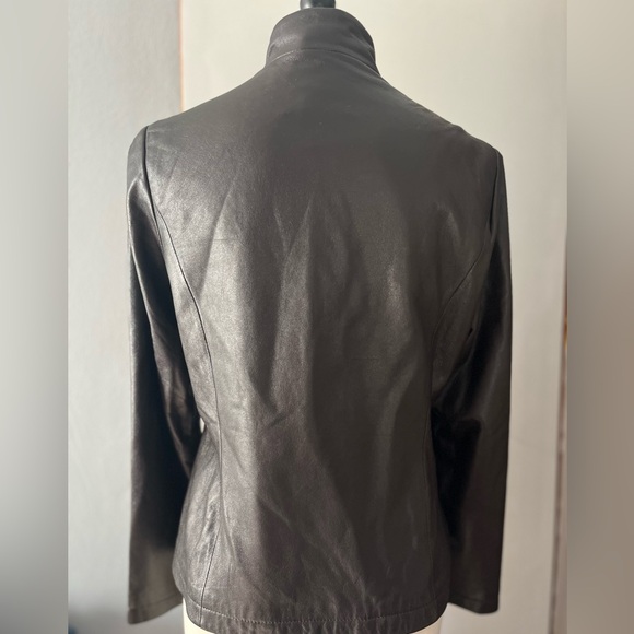 Brown Butter Soft Leather Jacket Size Medium - Picture 6 of 9